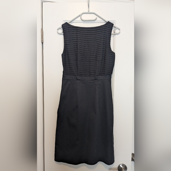 Black H & M dress size 4 - Picture 2 of 2